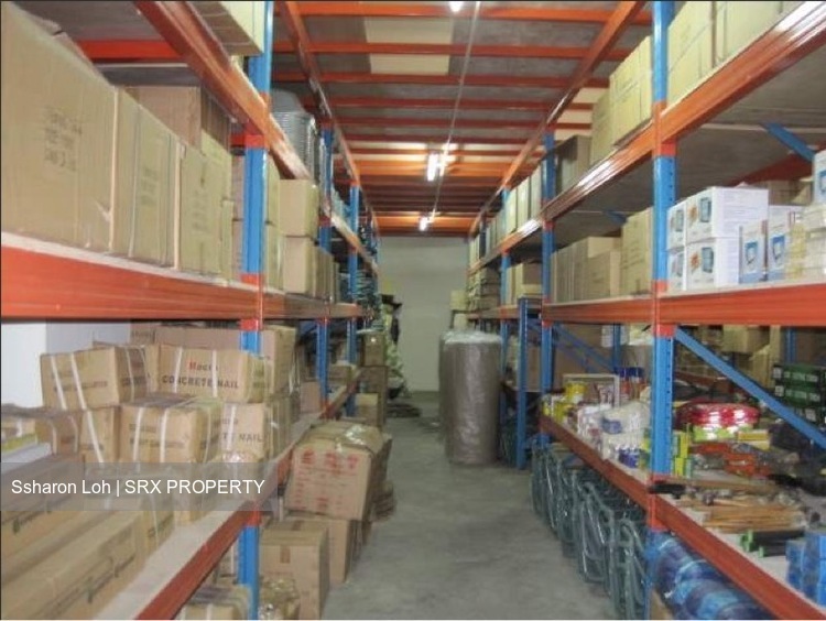 Enterprise One (D14), Factory #638136581